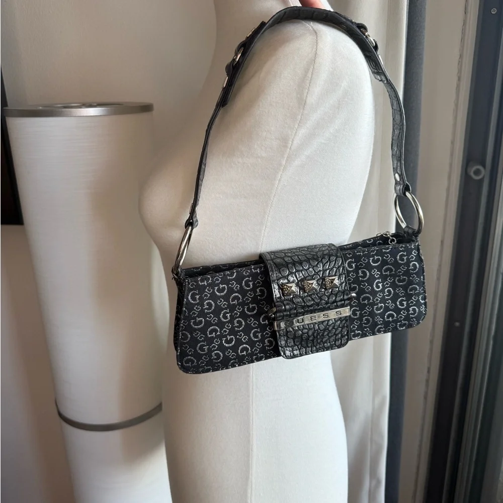 Guess vintage Inspired Black Shoulder Bag with Croc-Texture Accent - Picture 2 of 8